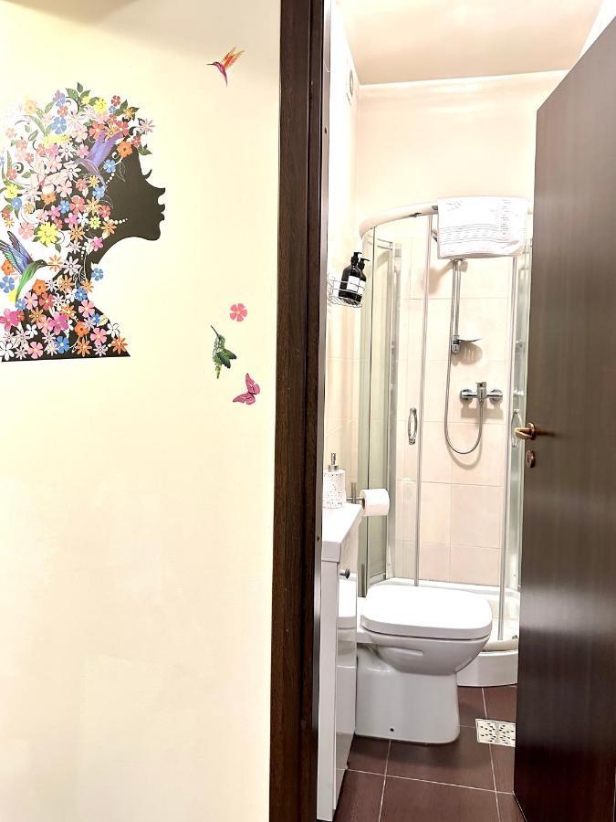 Holiday Apartments Βουκουρέστι Εξωτερικό φωτογραφία