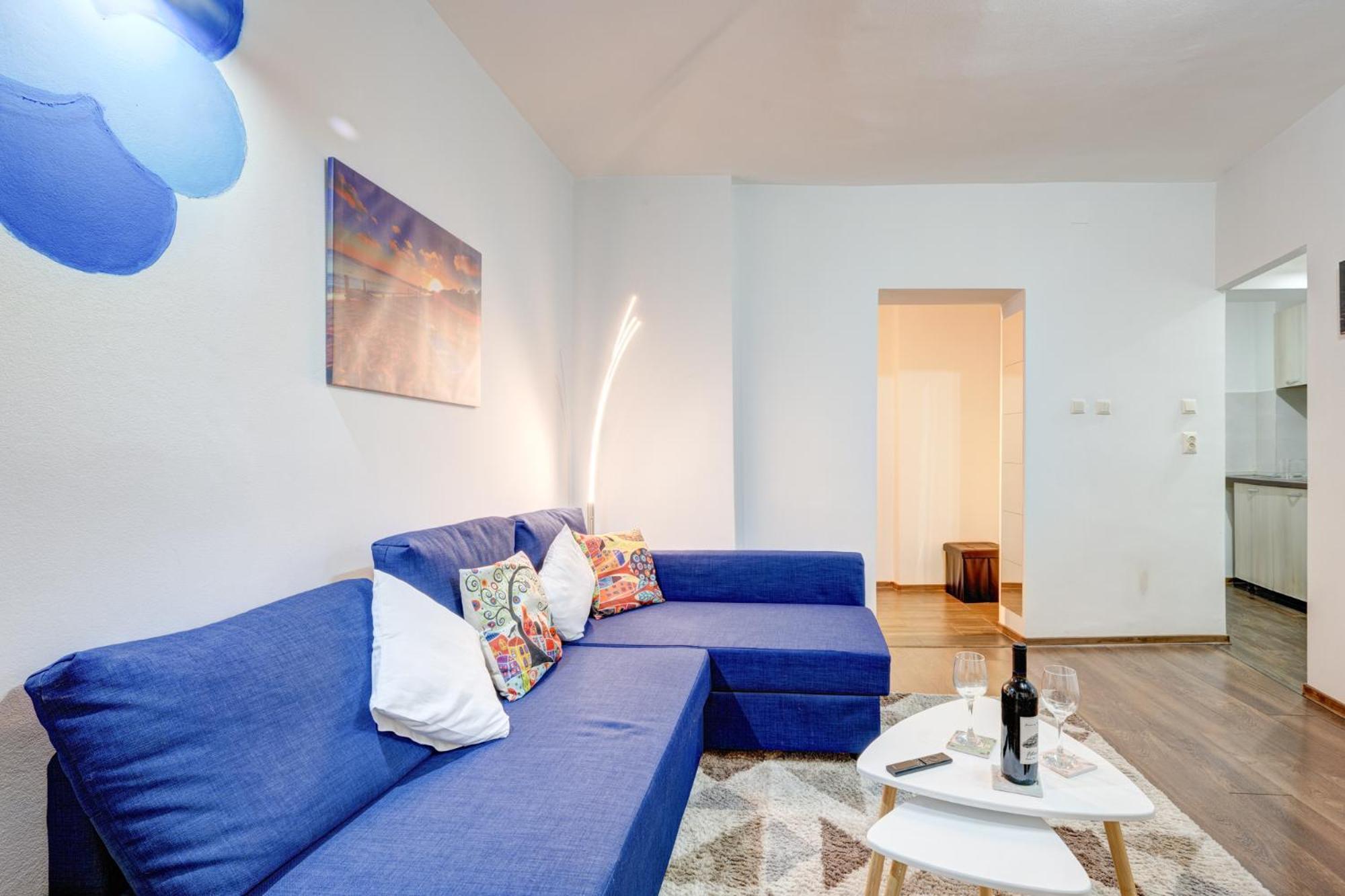 Holiday Apartments Βουκουρέστι Εξωτερικό φωτογραφία