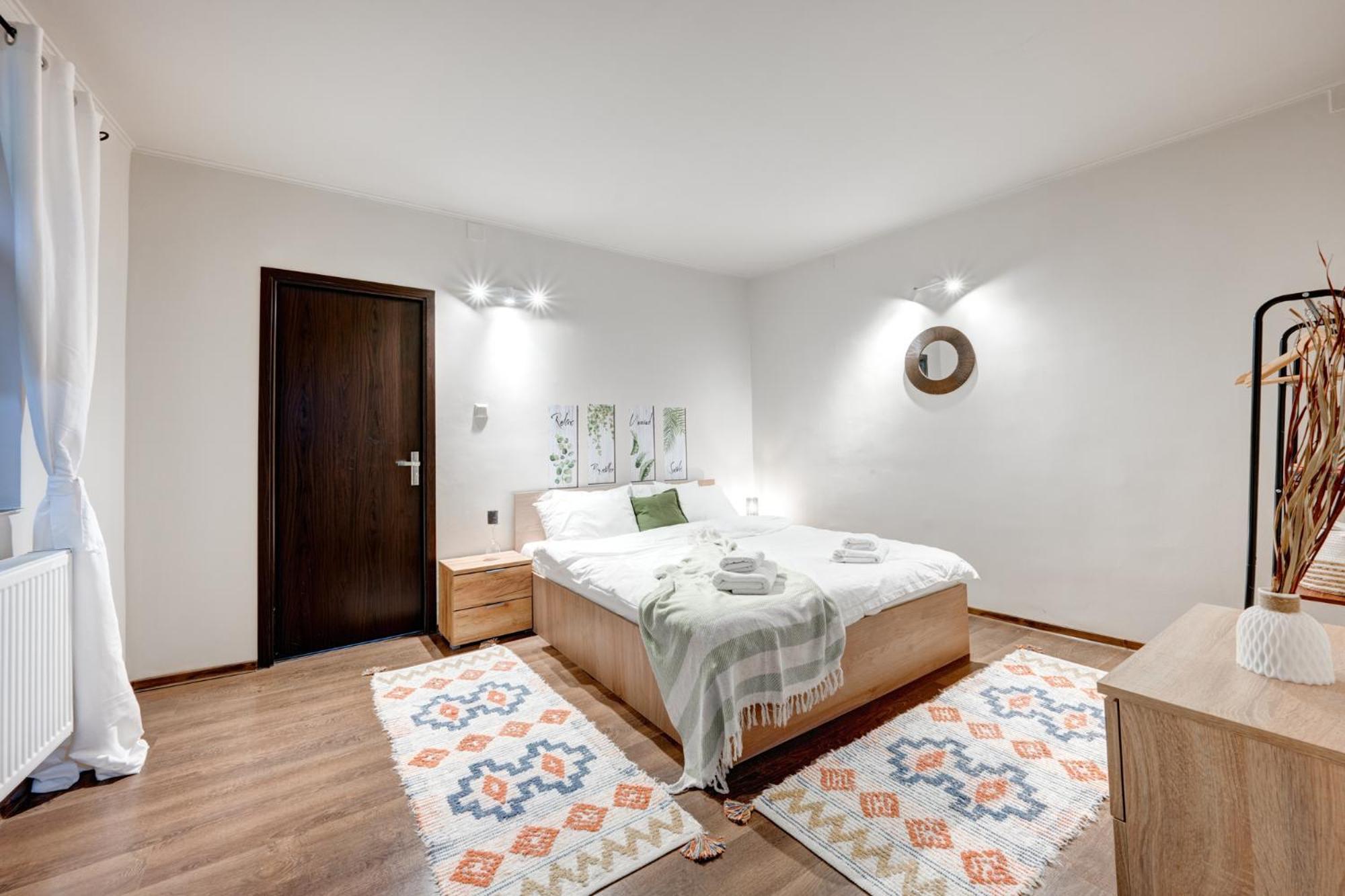 Holiday Apartments Βουκουρέστι Εξωτερικό φωτογραφία