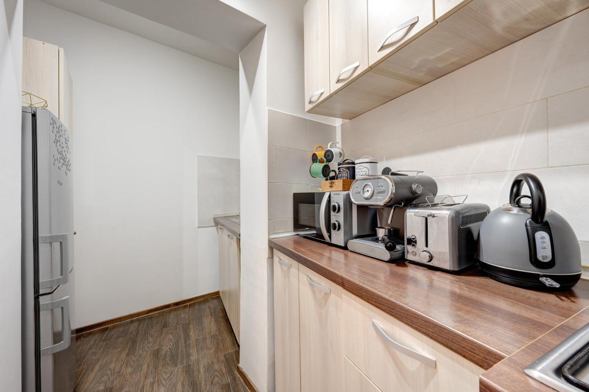 Holiday Apartments Βουκουρέστι Εξωτερικό φωτογραφία