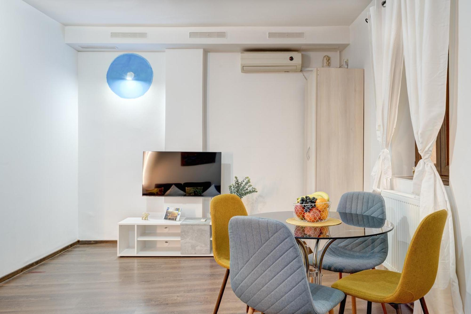 Holiday Apartments Βουκουρέστι Εξωτερικό φωτογραφία