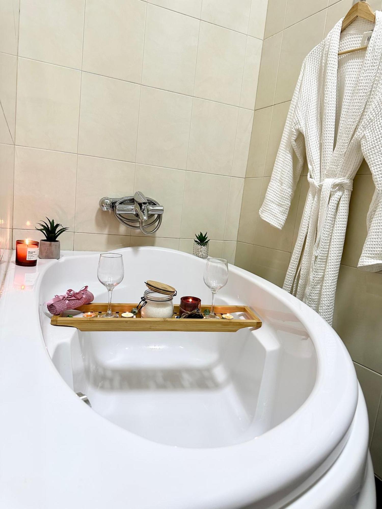 Holiday Apartments Βουκουρέστι Εξωτερικό φωτογραφία